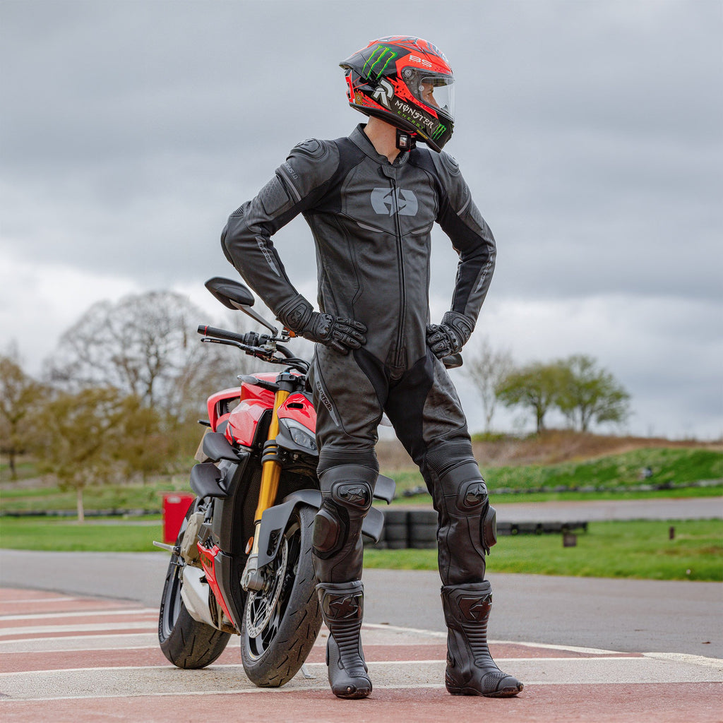 Oxford Nexus 1.0 Leather MS Suit in Blk/Red, Blk/Wht or Stealth Blk - LM223204,6,5...