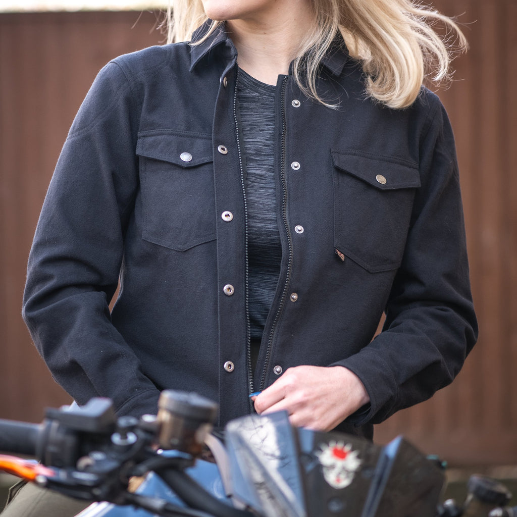 Oxford Kickback 2.0 Women's Shirt in Black or Red